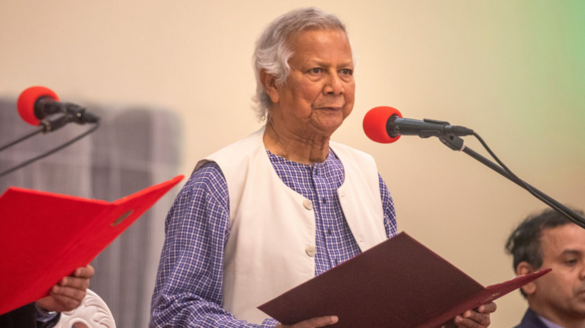 The Nobel Peace Prize winner Muhammad Yunus was sworn in on Thursday as head of an interim government in Bangladesh