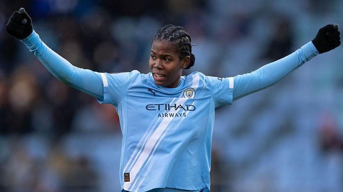 Lauren Shaw, elegida Mejor Jugadora del Año por los Escritores de Fútbol en medio de su incierta continuidad en el City