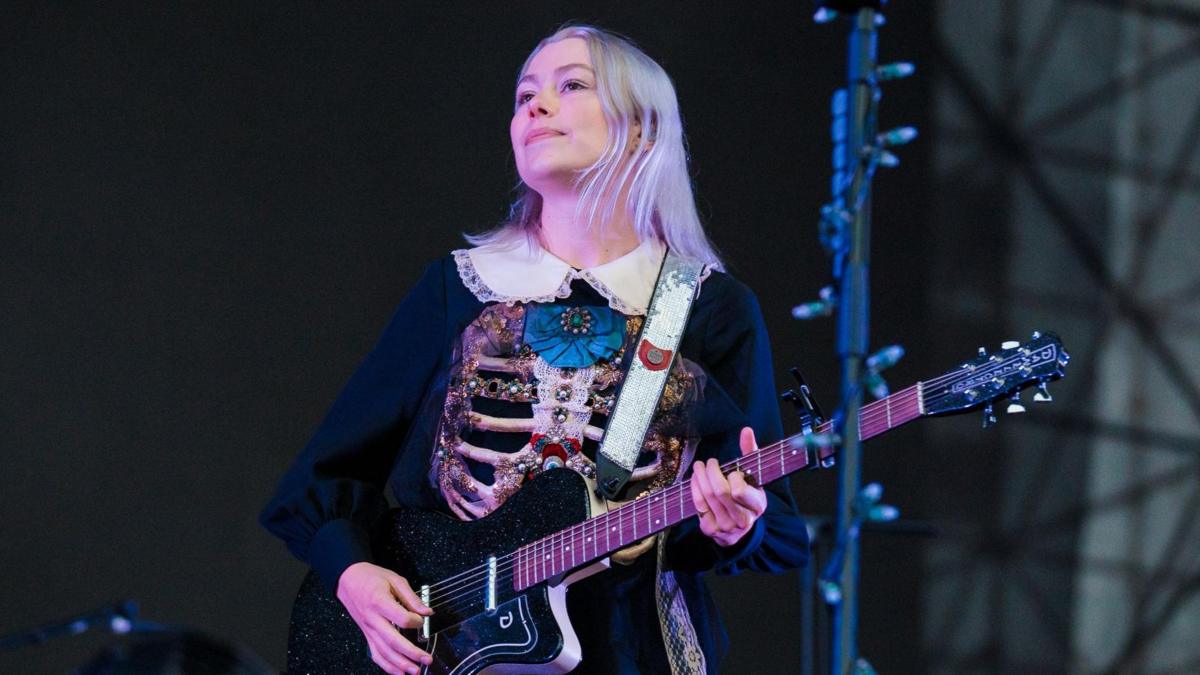 Phoebe Bridgers screens unreleased album in planetariums