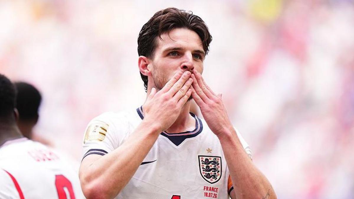 England beat France 6-4 for World Cup bronze