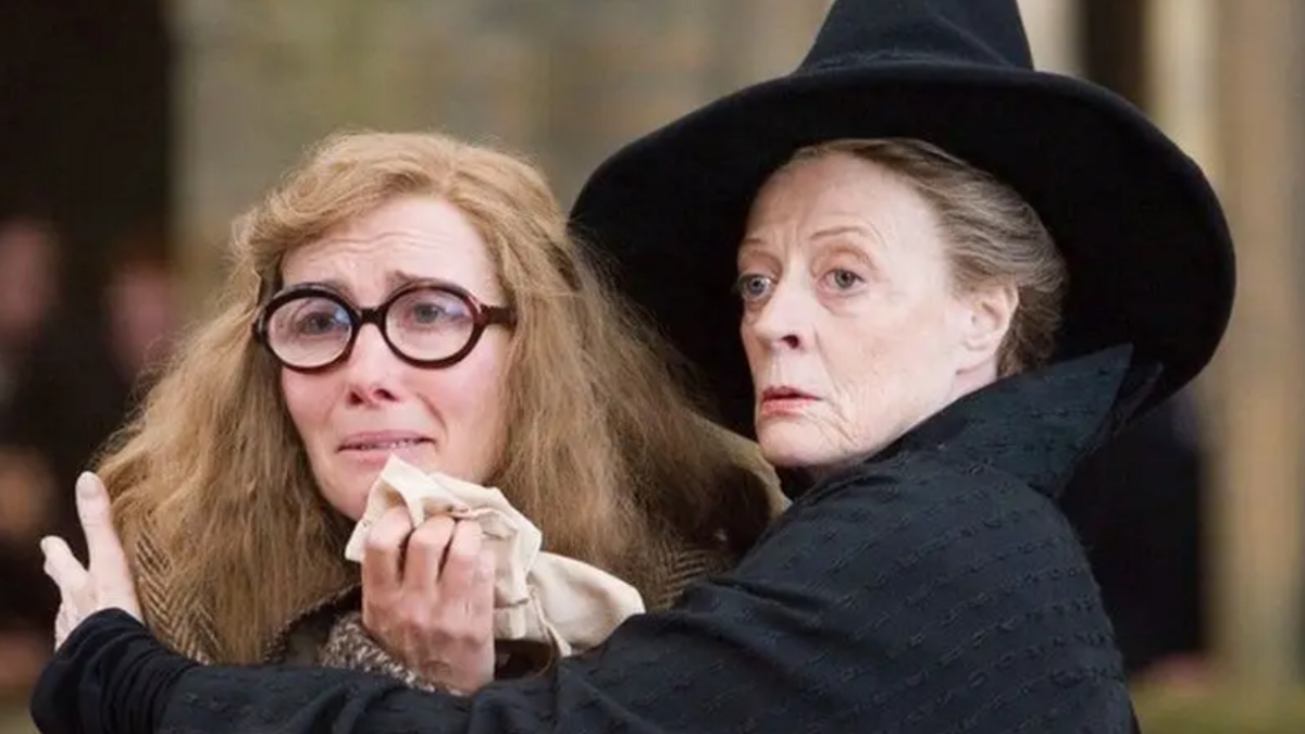 Maggie Smith and Emma Thompson in Harry Potter