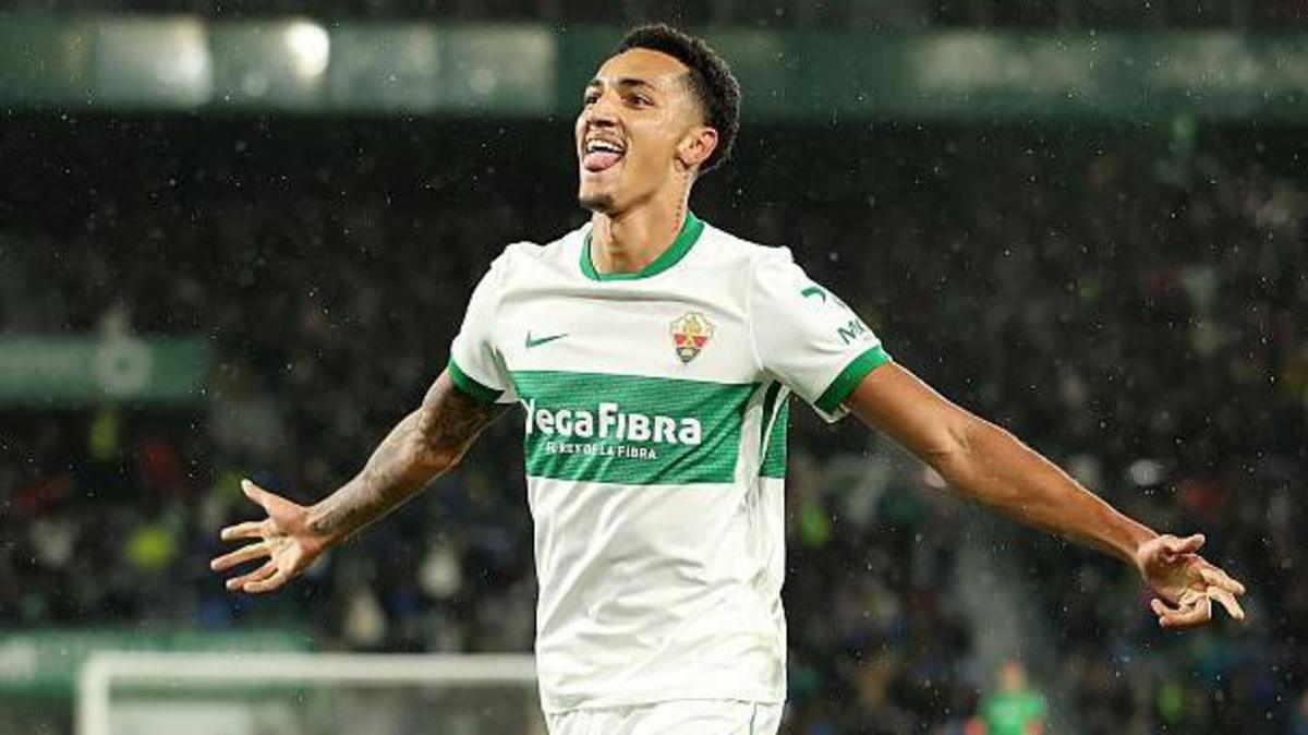 Bournemouth agree £25.7m deal for Elche striker Rodriguez
