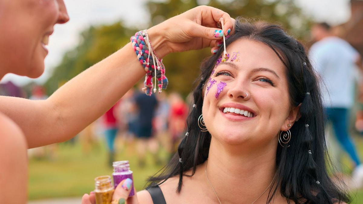 TikTok Shop Festival Make-up Can Contain Banned Chemicals