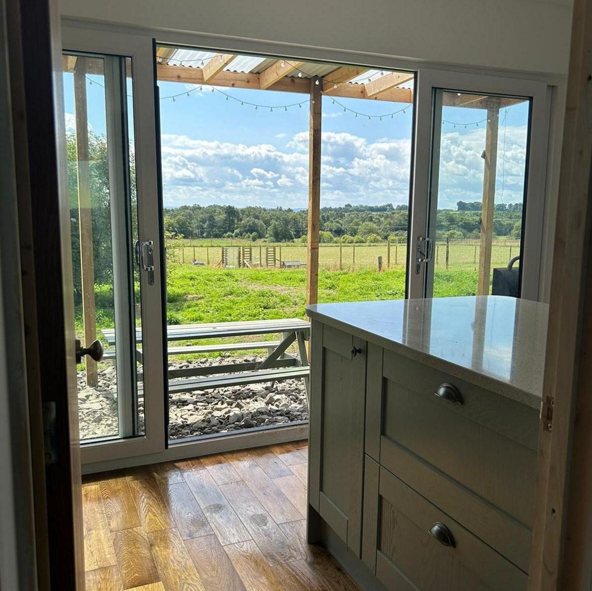 Kitchen counters on top of hardwood floors