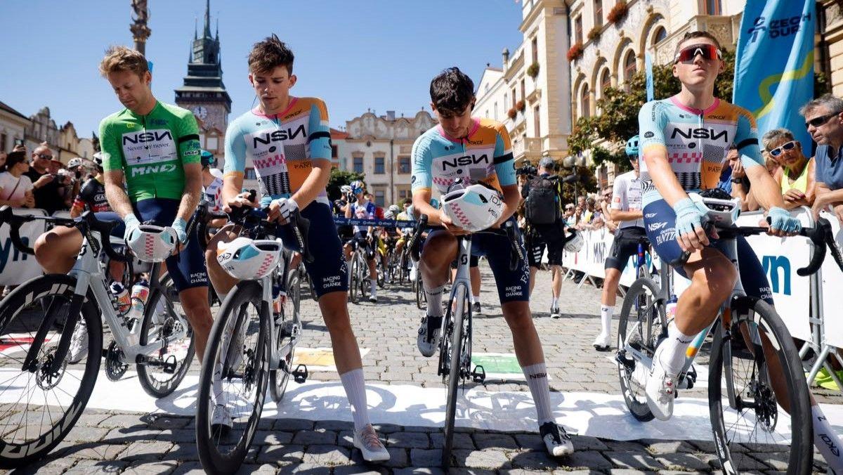 NSN Development Team riders pay tribute to Tarling before Saturday's stage at the Czech Tour