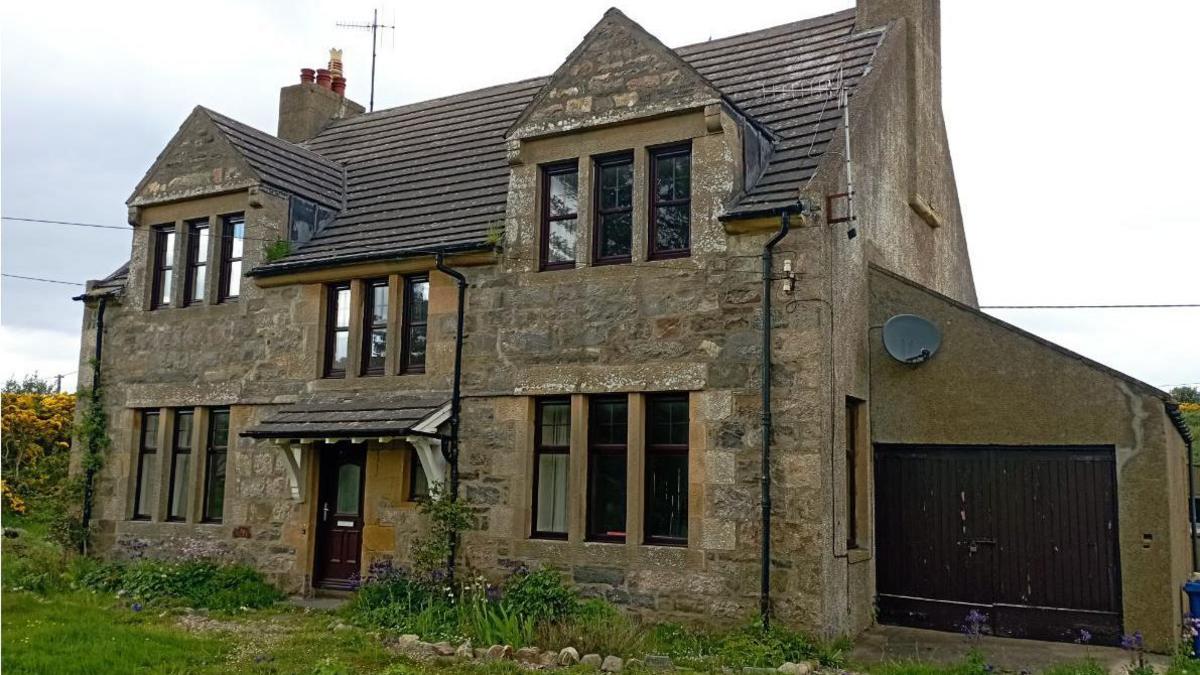 Seann mhansa Eaglais na h-Alba sa Bhlàran Odhar