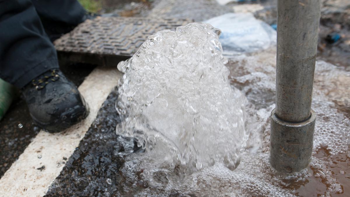 Burst main in Tunbridge Wells