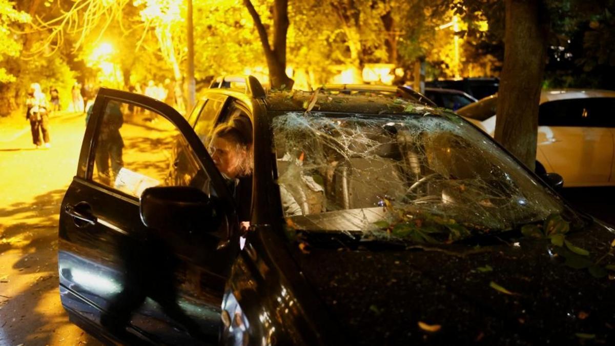 Russian strikes on Kyiv kill at least nine, Ukraine officials say