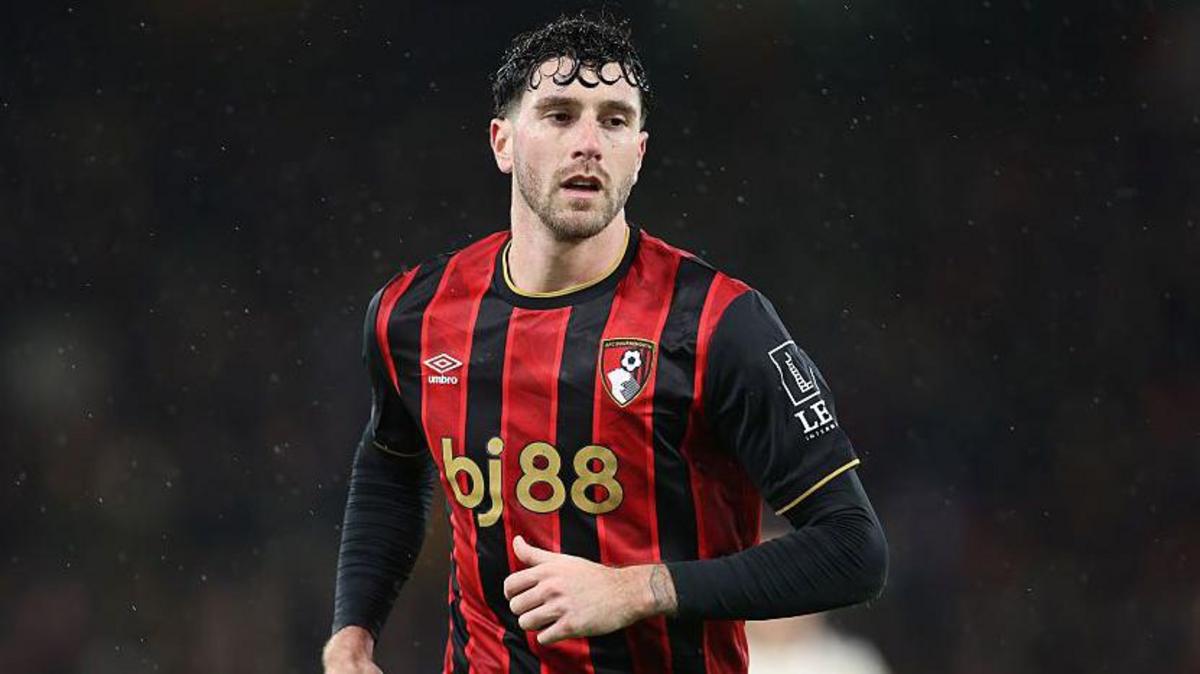 Tottenham acelera por Senesi: el defensa argentino del Bournemouth cada vez más cerca de los Spurs