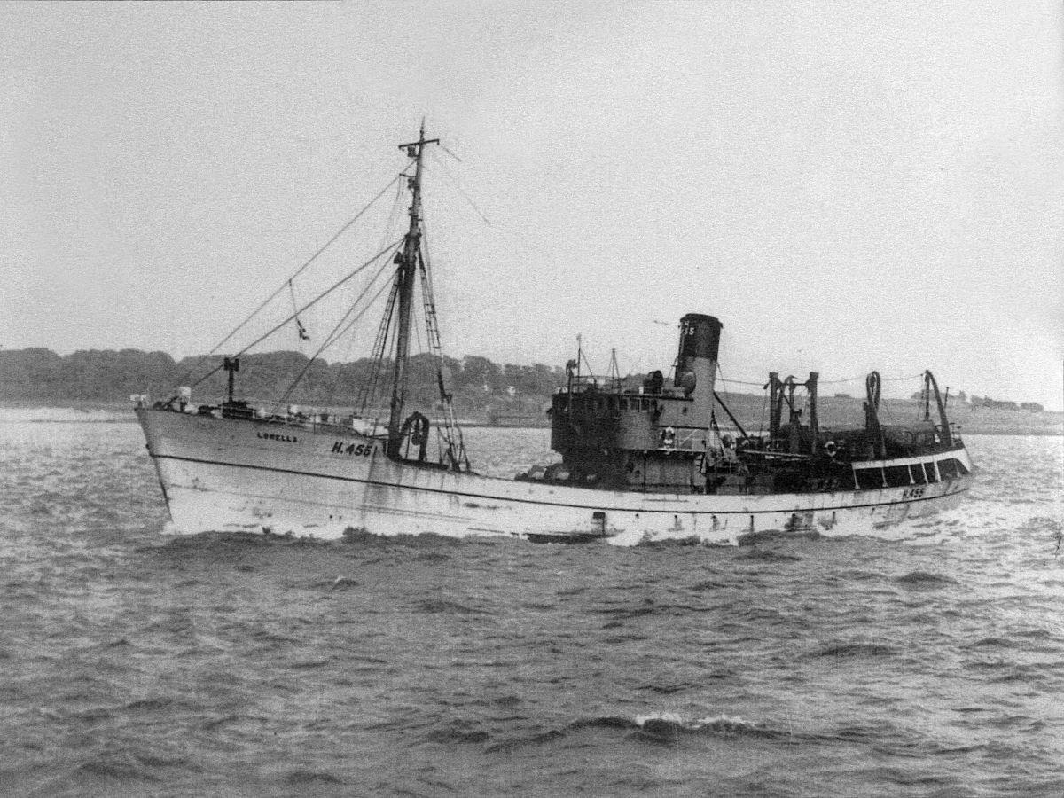 A similar looking trawler in this black and white photograph which appears to have been taken in the estuary.