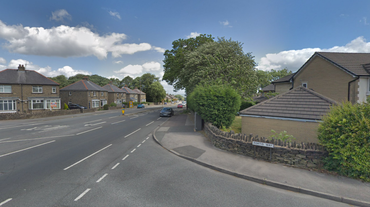 Junction of Fortis Way and New Hey Road, Huddersfield