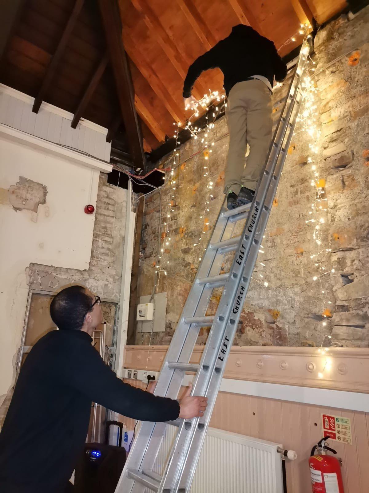 Obair sgioblachaidh aig Cultarlann Inbhir Nis