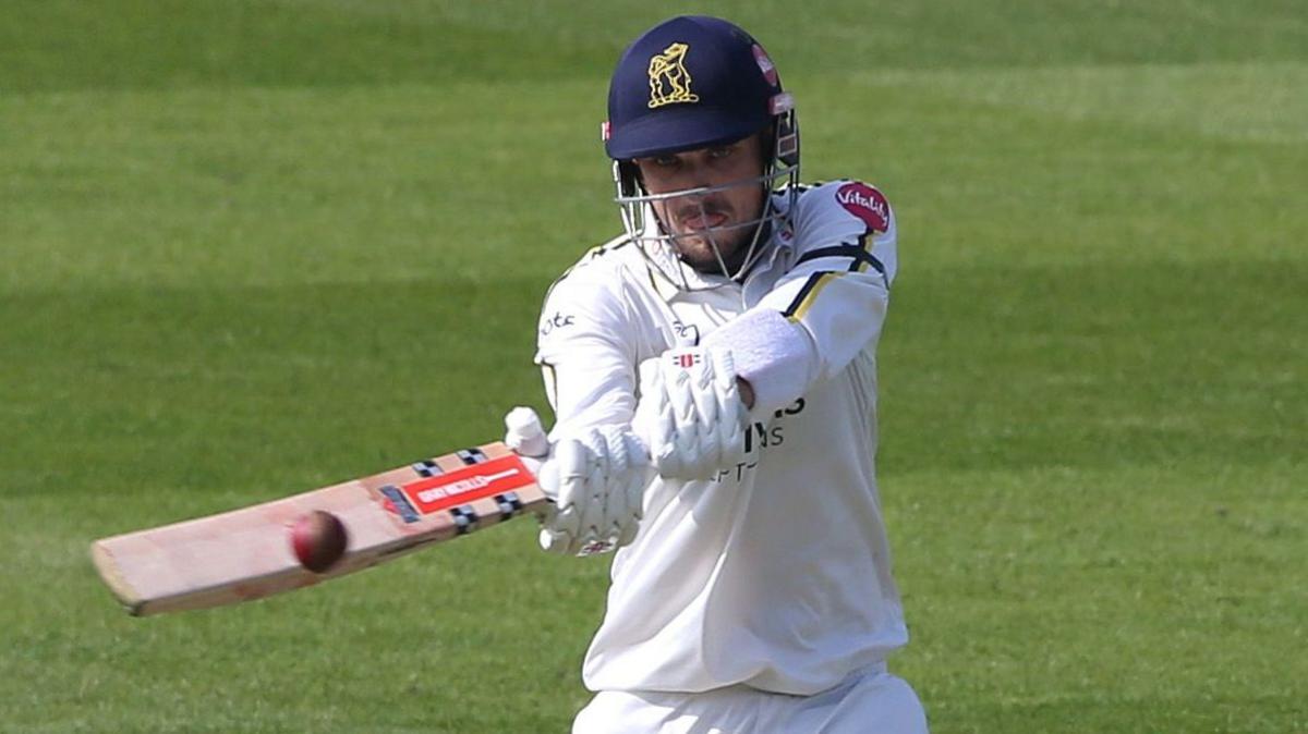 Warwickshire all-rounder Ed Barnard