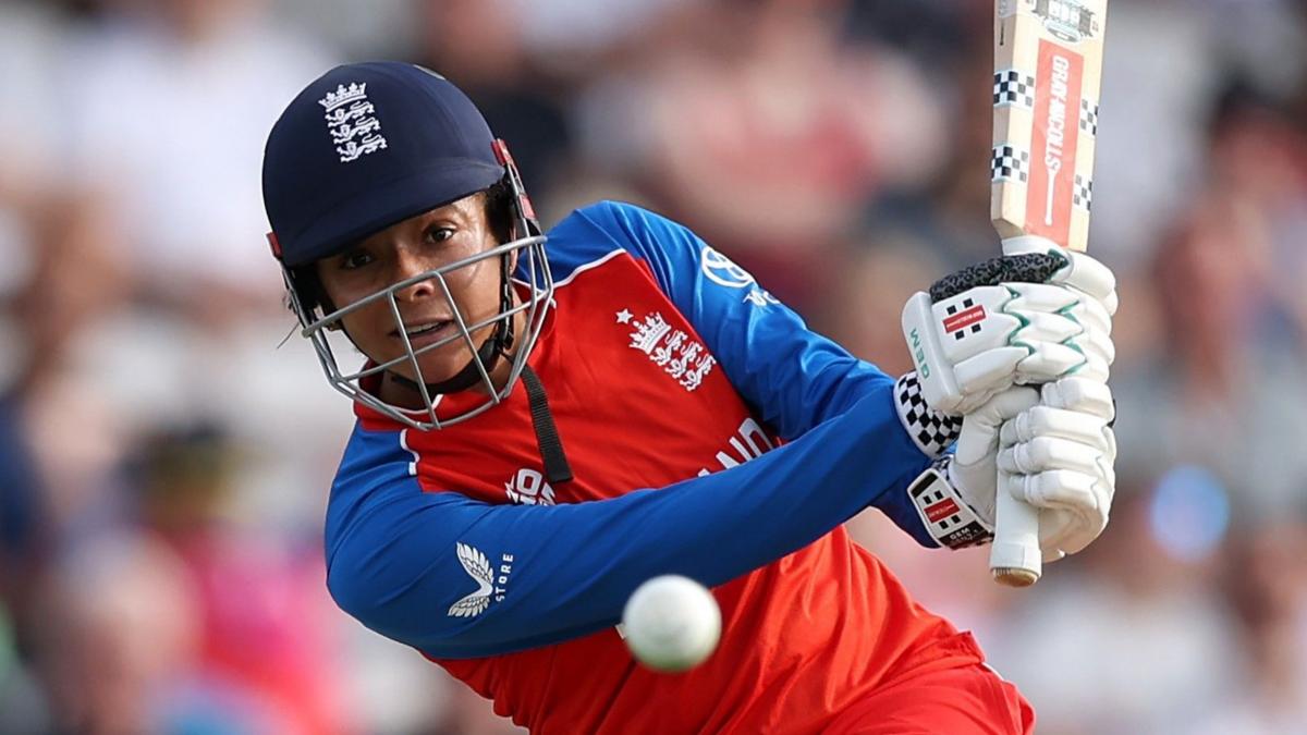 England beat Scotland by 38 runs in T20 World Cup