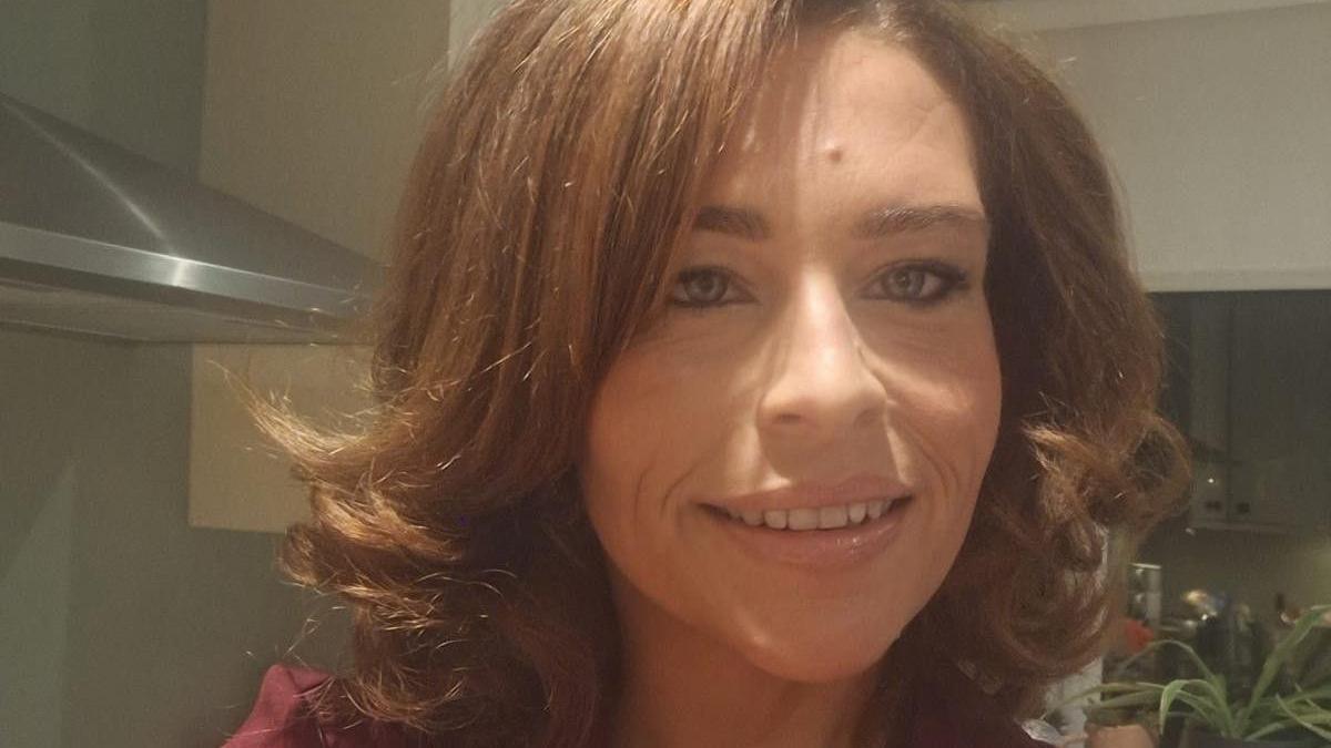 Laura Williams në kuzhinën e saj në shtëpi