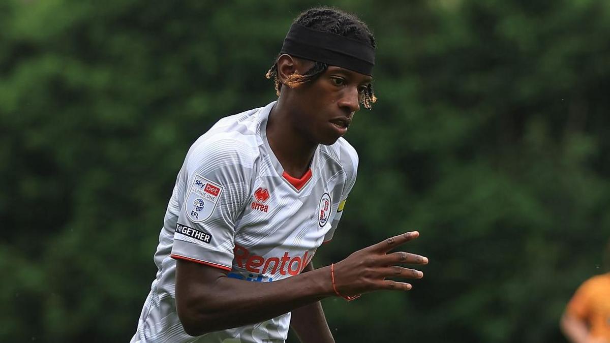 Michael Dacosta Gonzalez playing in a pre-season friendly for Crawley in July 2024 
