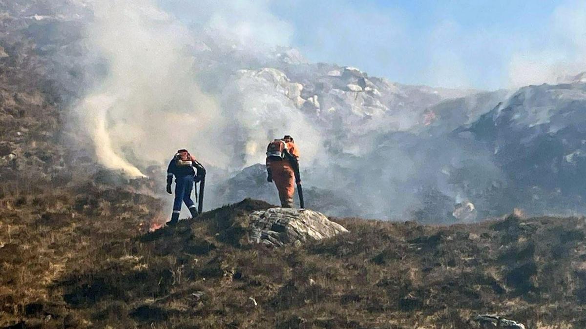 Scotland Issues Extreme Wildfire Alerts as Fires Spread
