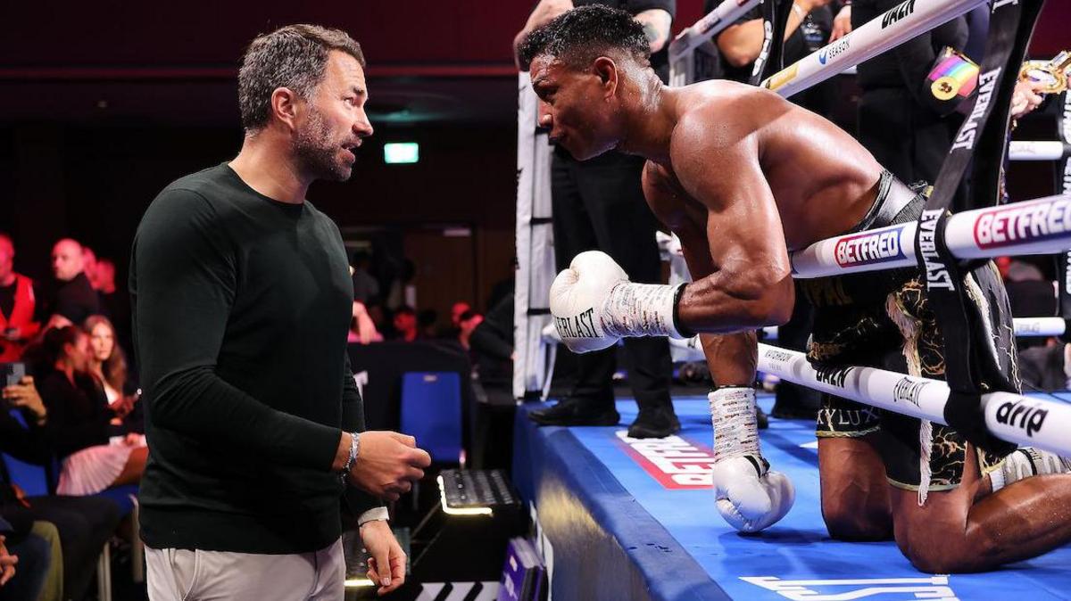 'Give him his passport' - Hearn backs British champion's citizenship fight
