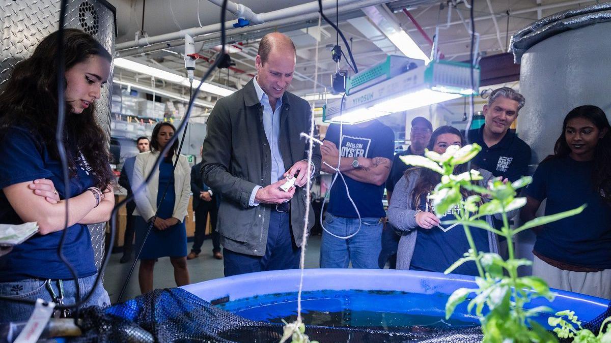 Prince William with students from the Urban Assembly New York Harbor School. 