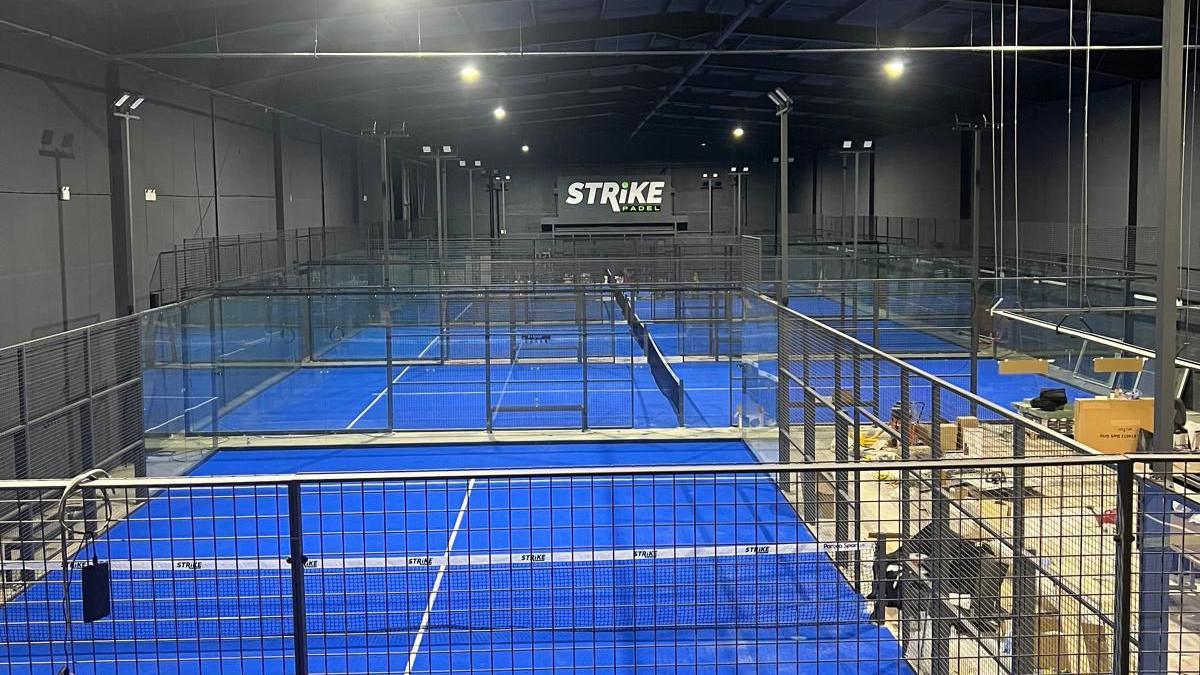 Padel courts under construction