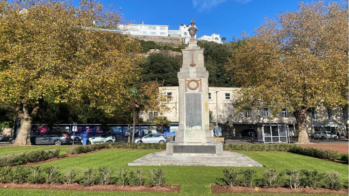 Cenotaph, Torquay