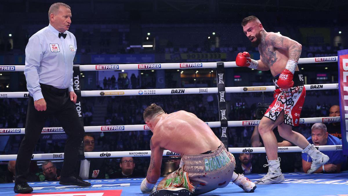 Paddy DOnovan down from a Lewis Crocker counter