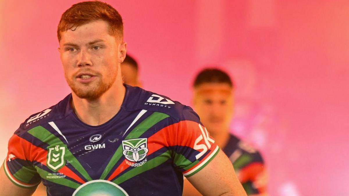 Morgan Gannon runs out for New Zealand Warriors this season
