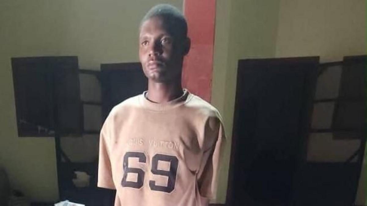 A Nigerian soldier is arrested for tipping off criminals - but does it go deeper?