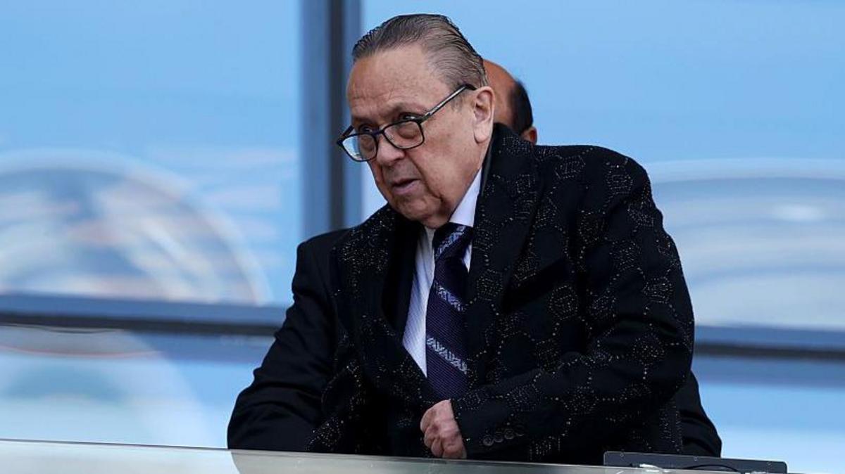 David Sullivan dimite como copropietario del West Ham tras graves acusaciones históricas