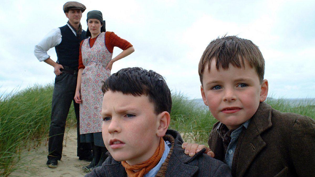 Na cleasaichean a chluich teaghlach Fhionnlaigh ann an "Gruth is Uachdar"