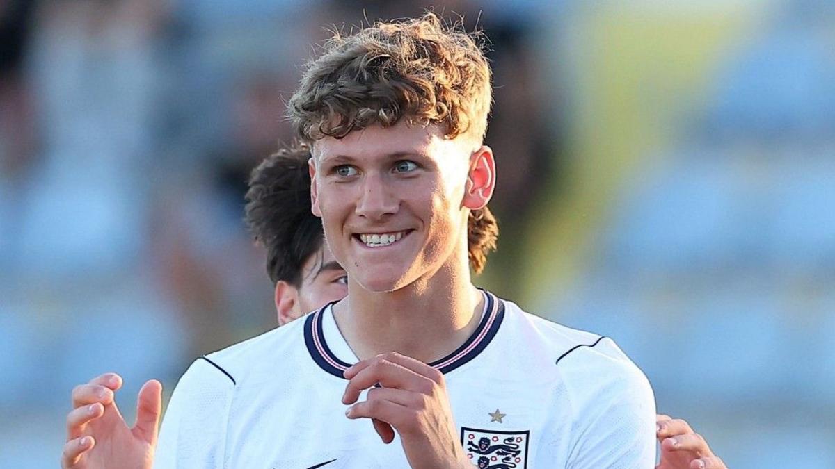 Manchester United and England Under-18s defender Albert Mills