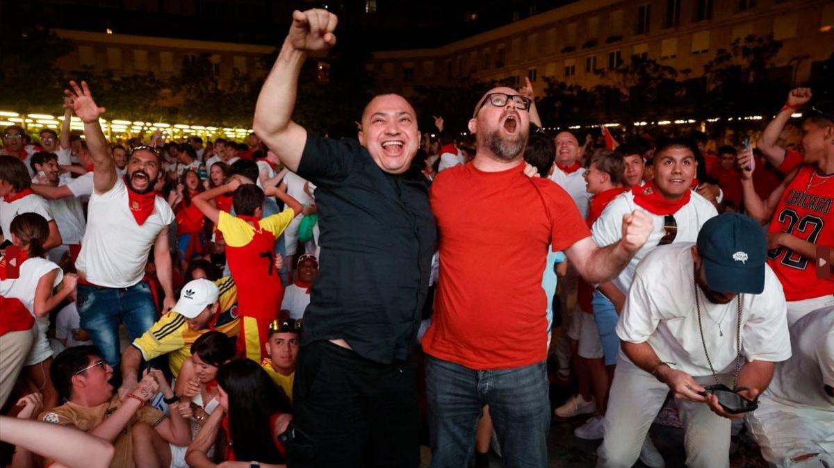 Spain fans celebrate the team's Euro 2024 win