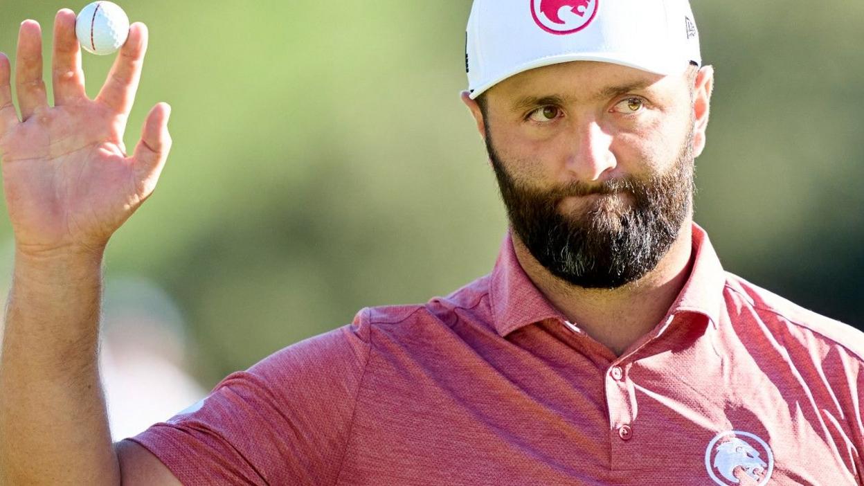 Jon Rahm acknowledges the crowd at the Spanish Open