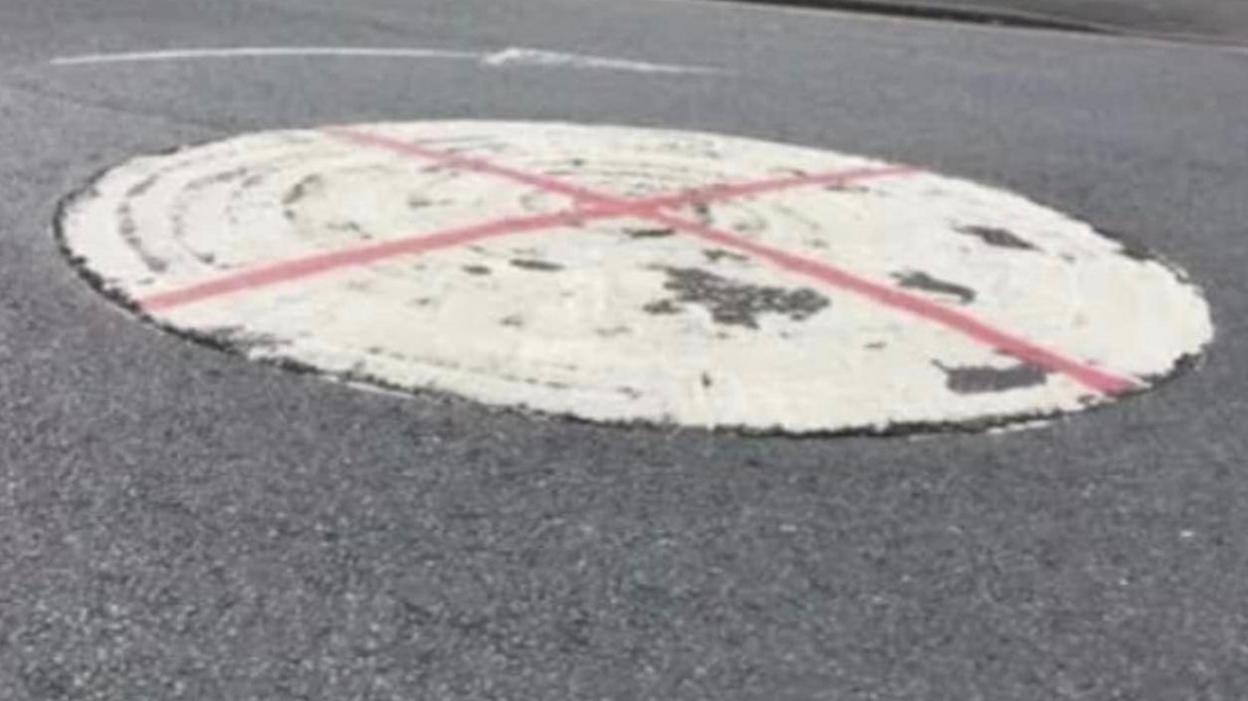 Roundabout with St George's Cross on