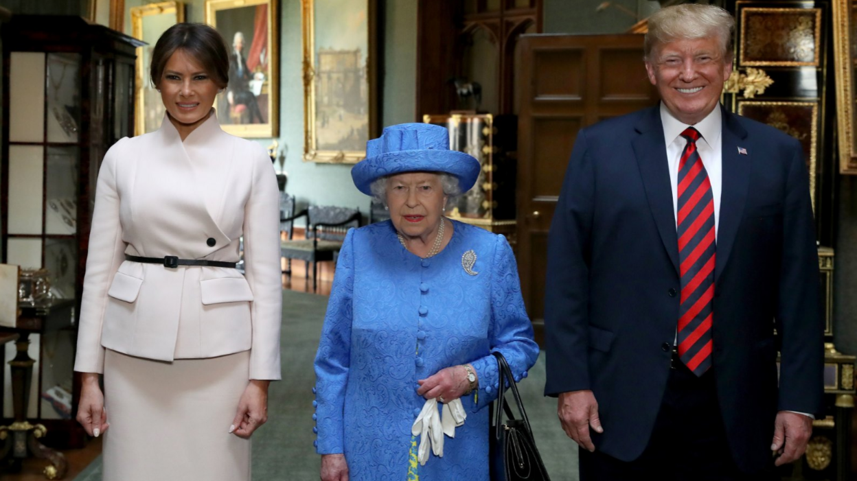 US President Donald Trump's first state visit to UK in 2022, meeting Queen Elizabeth II with his wife, Melania, during their visit to Windsor Castle.