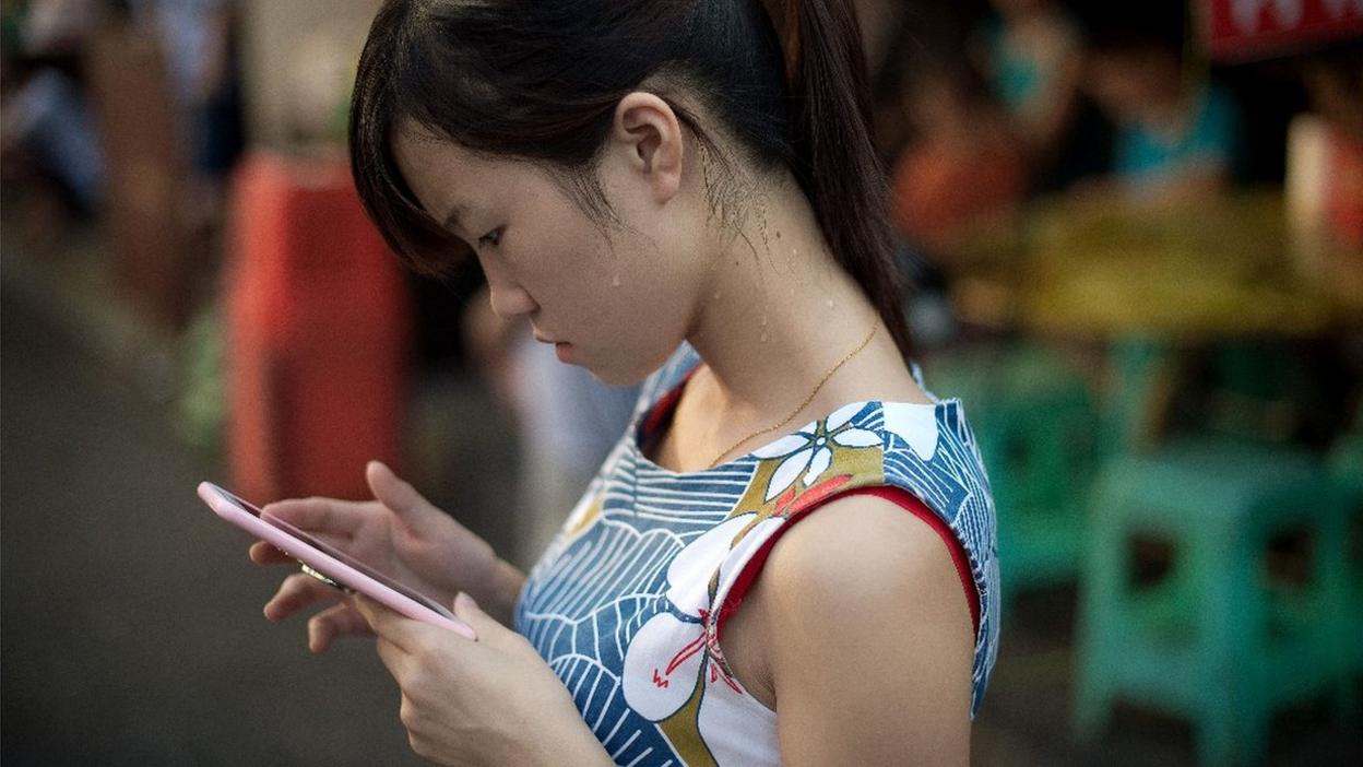 China smartphone user