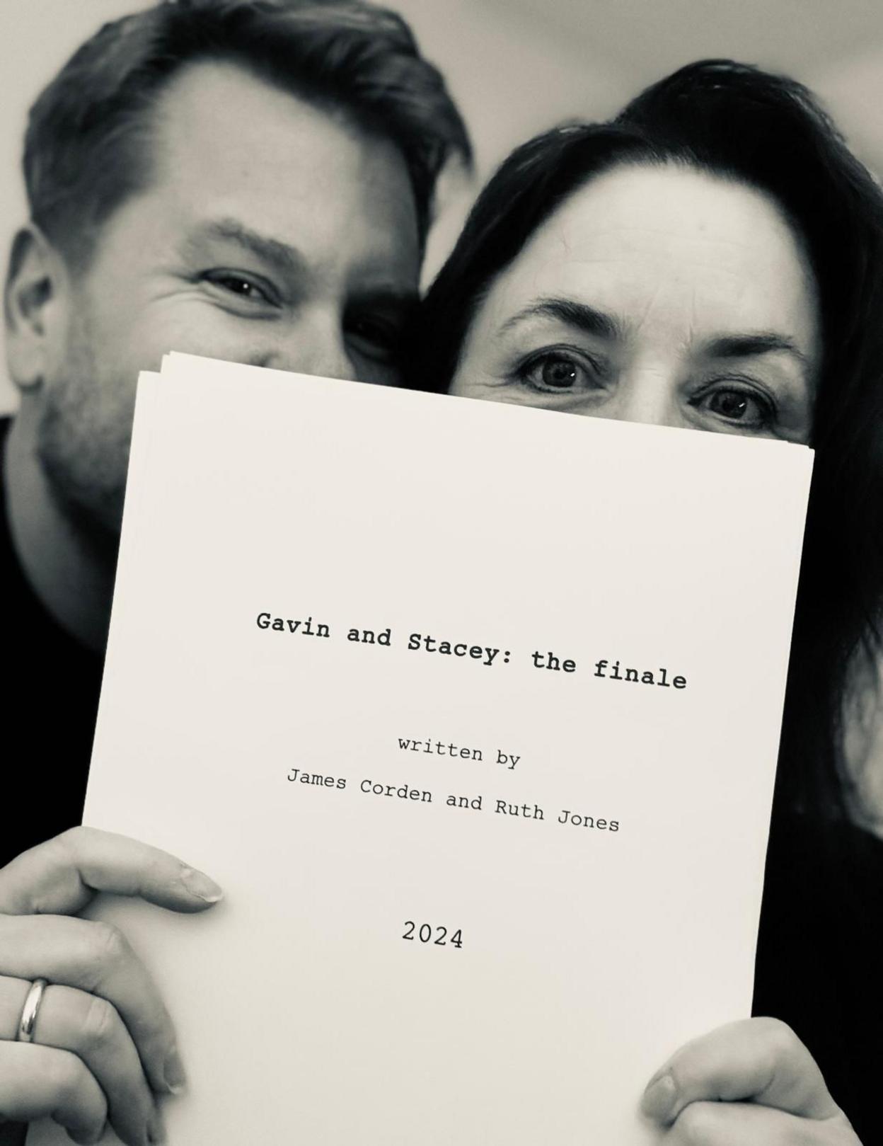 James Corden and Ruth Jones holding Gavin and Stacey finale script