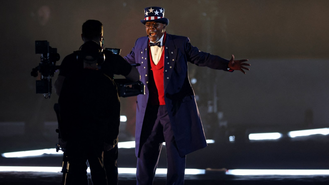 The half-time show opens with Samuel L Jackson dressed as Uncle Sam