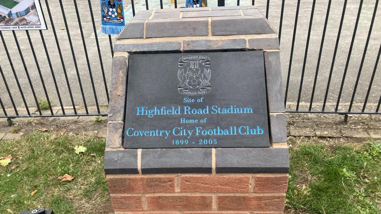 The new Coventry City FC plaque commemorating their time at Highfield Road.