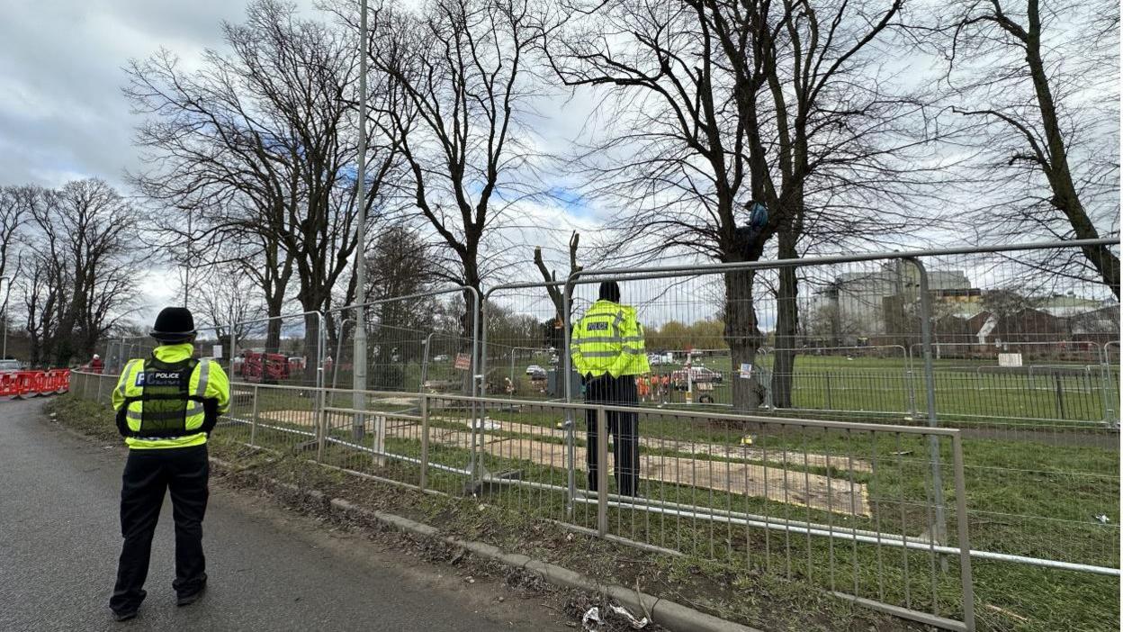 Police and trees in Wellingborough