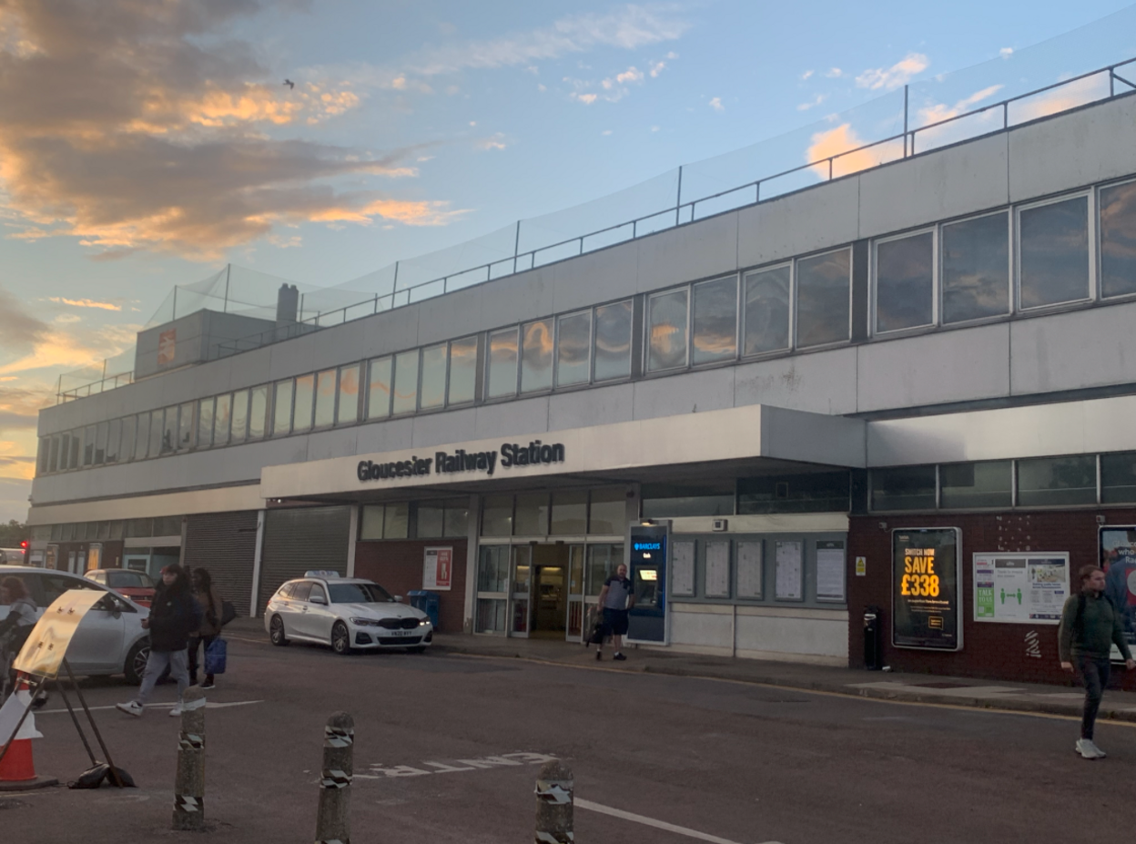 Gloucester Railway Station