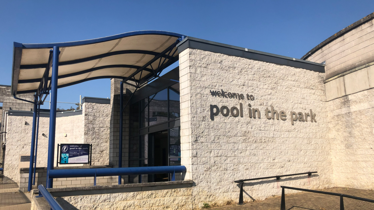 Pool in the Park, Woking