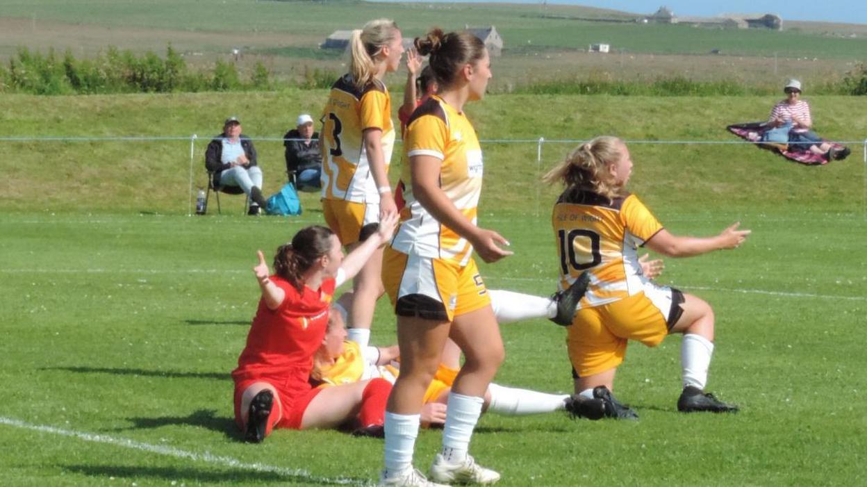 Action from Jersey v Isle of Wight