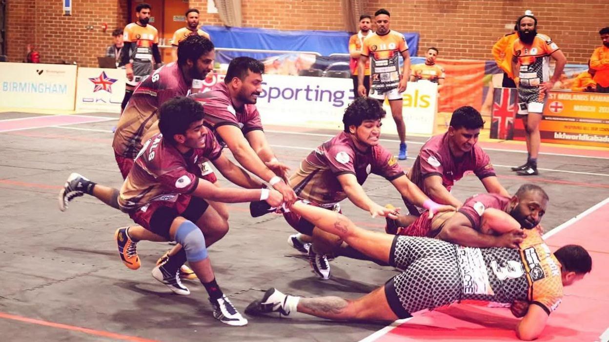 A Wolverhampton raider is halted in his tracks during a British Kabaddi League match