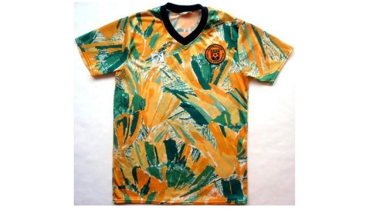 Australia kit, 1990