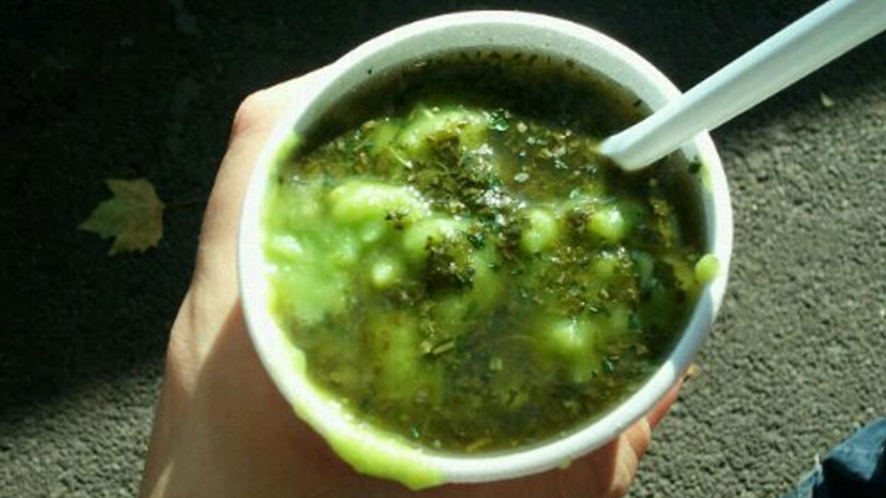Minto sauce on mushy peas