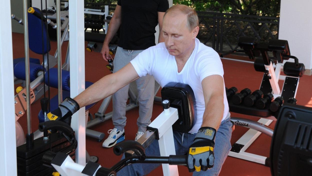 Vladimir Putin in the gym