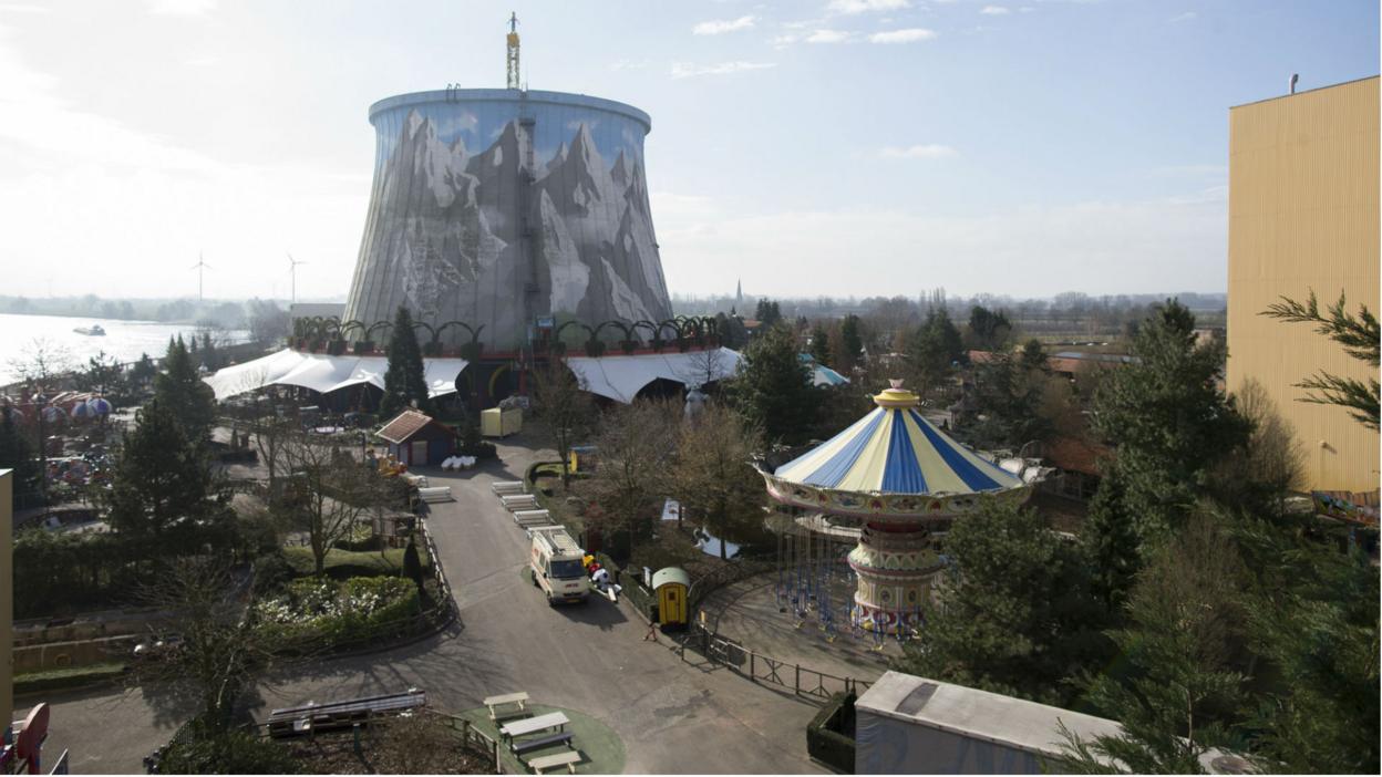 Nuclear plant theme park