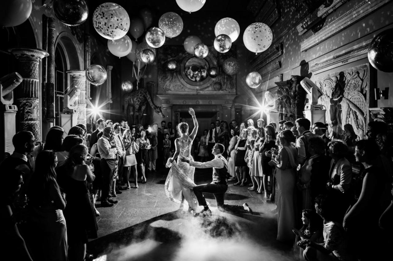 Chloe & Joe's First Dance - Aaron Storry - Best Wedding Photographer.