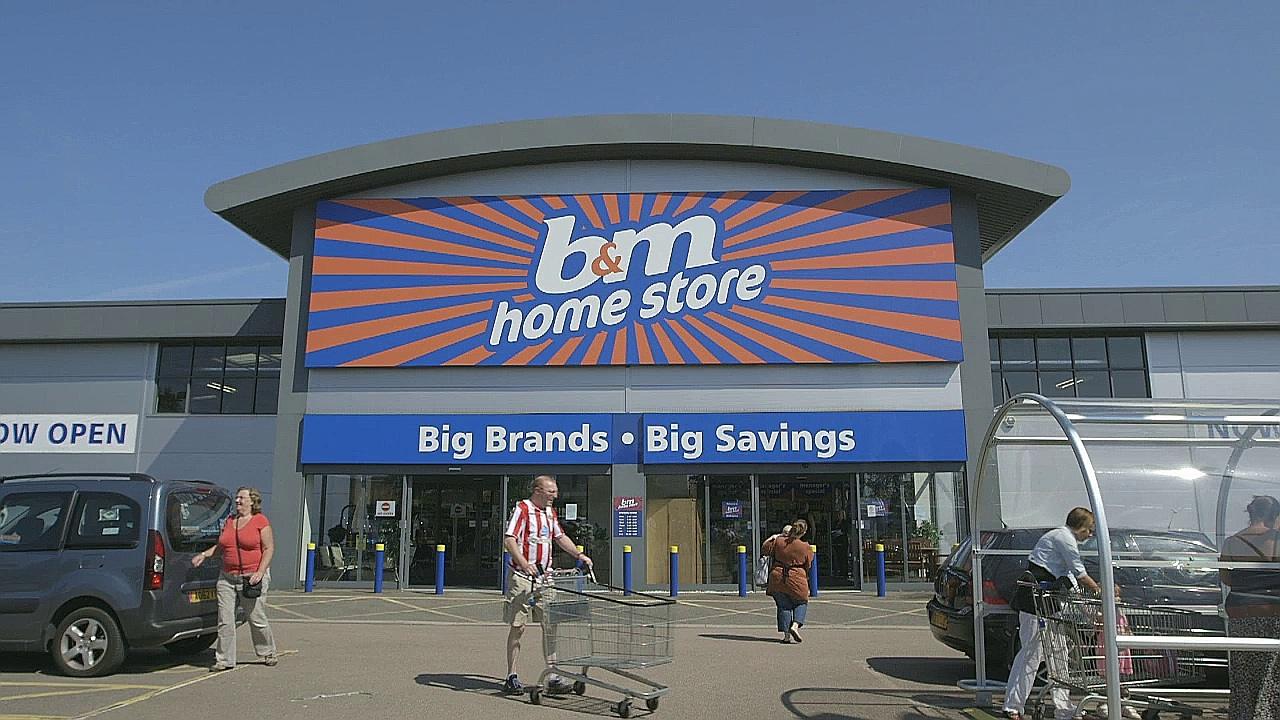 B&M store